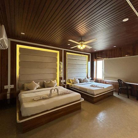 Hotel Dev Ganga Rishīkesh 外观 照片