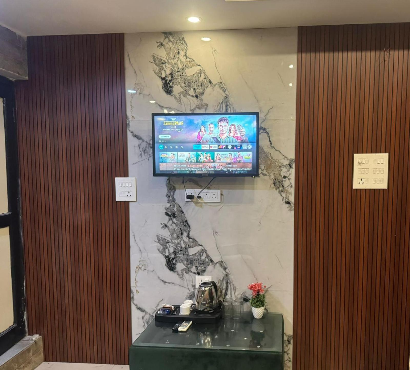Hotel Dev Ganga Rishīkesh 外观 照片