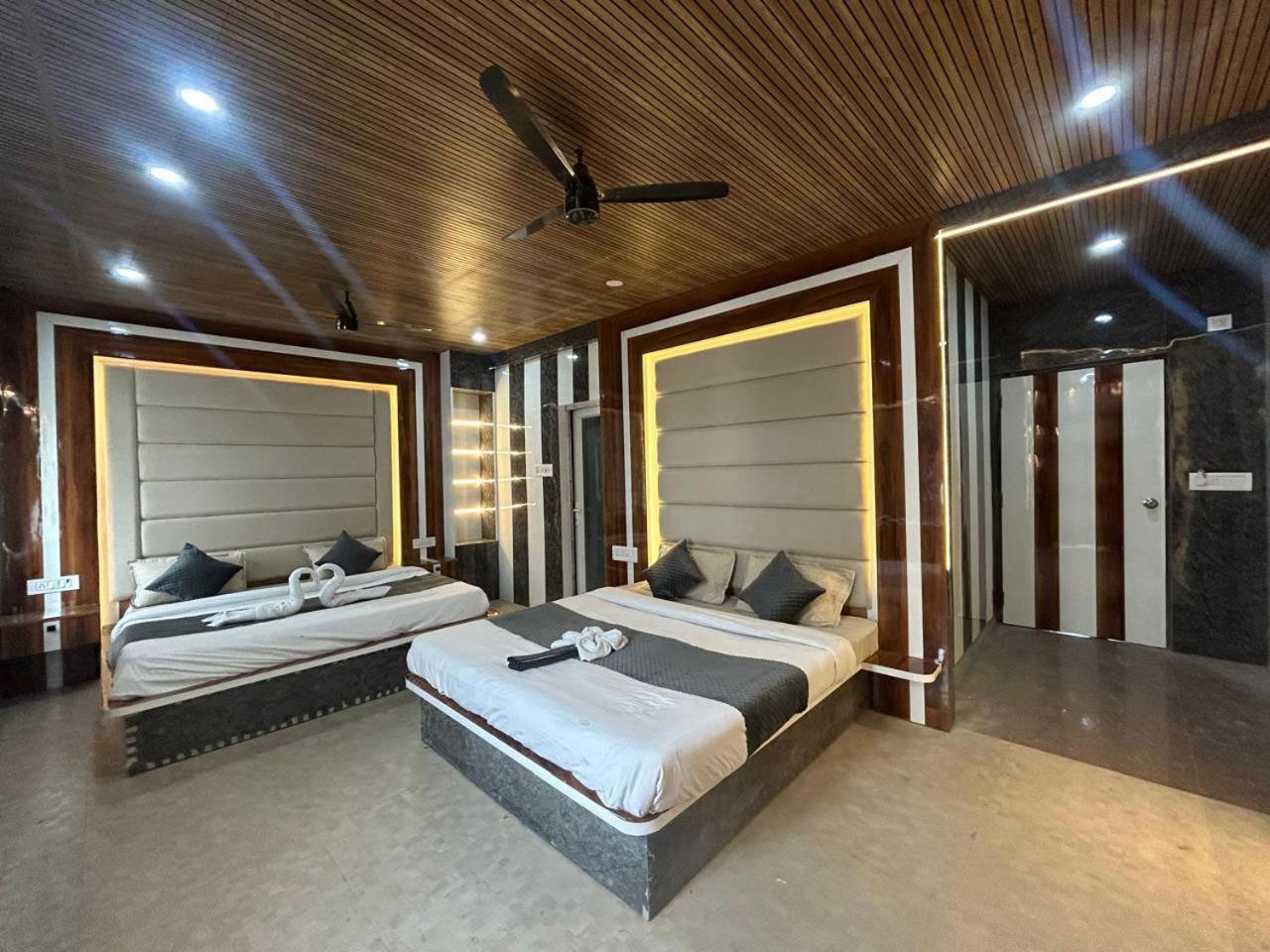 Hotel Dev Ganga Rishīkesh 外观 照片