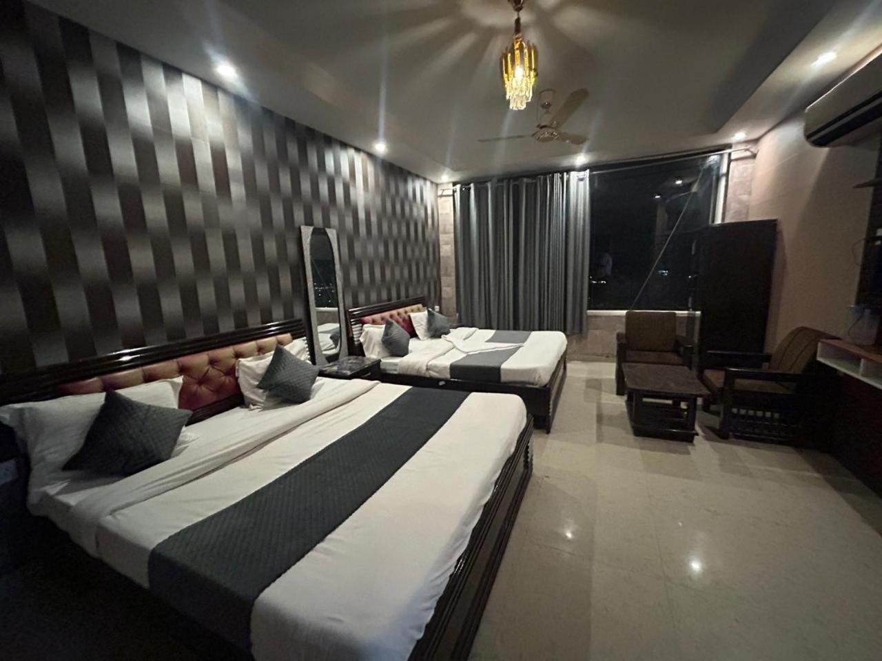 Hotel Dev Ganga Rishīkesh 外观 照片