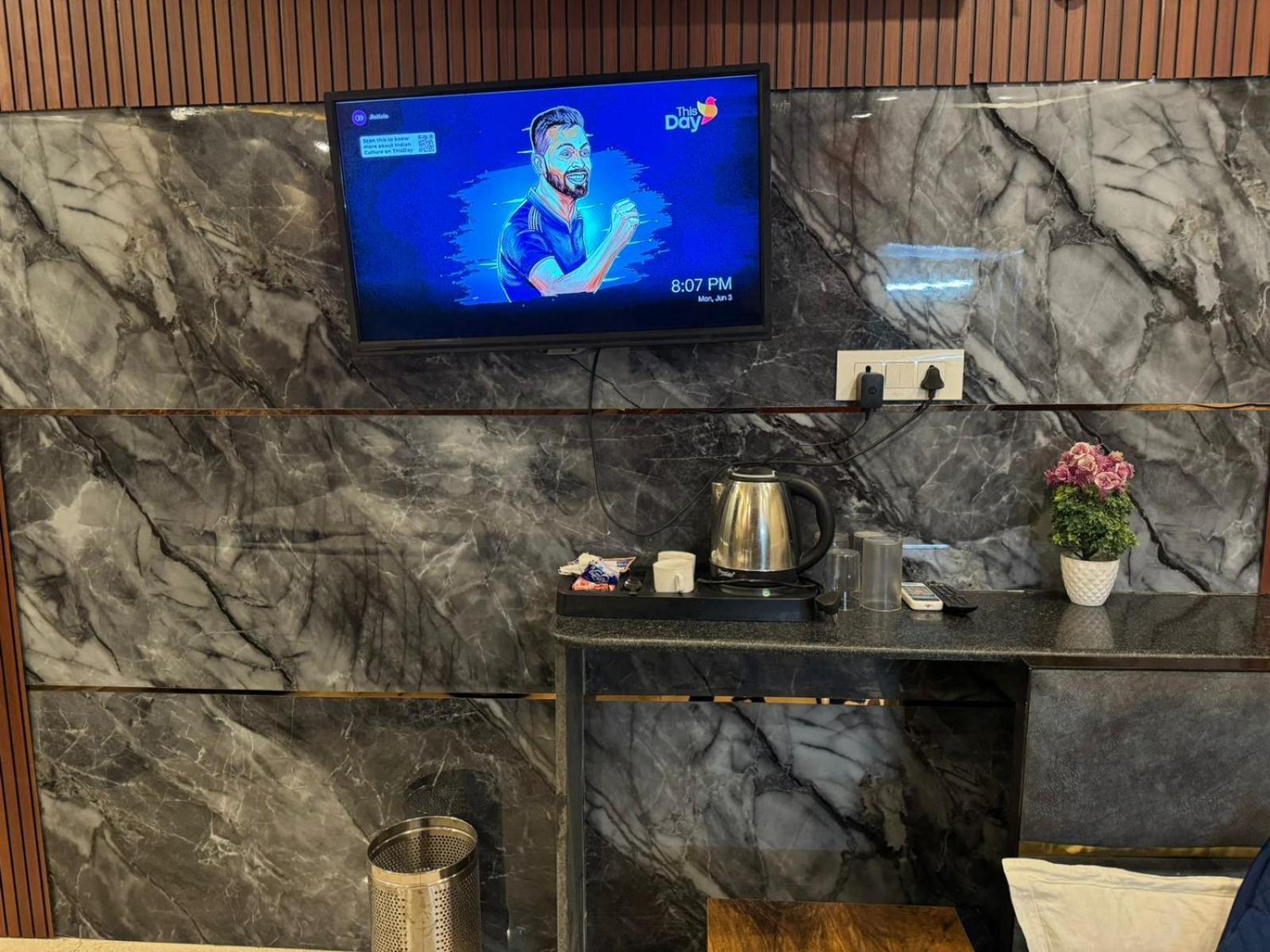 Hotel Dev Ganga Rishīkesh 外观 照片