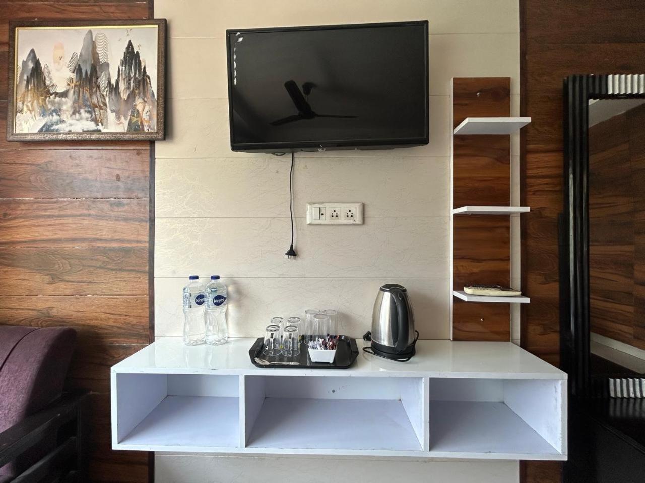 Hotel Dev Ganga Rishīkesh 外观 照片