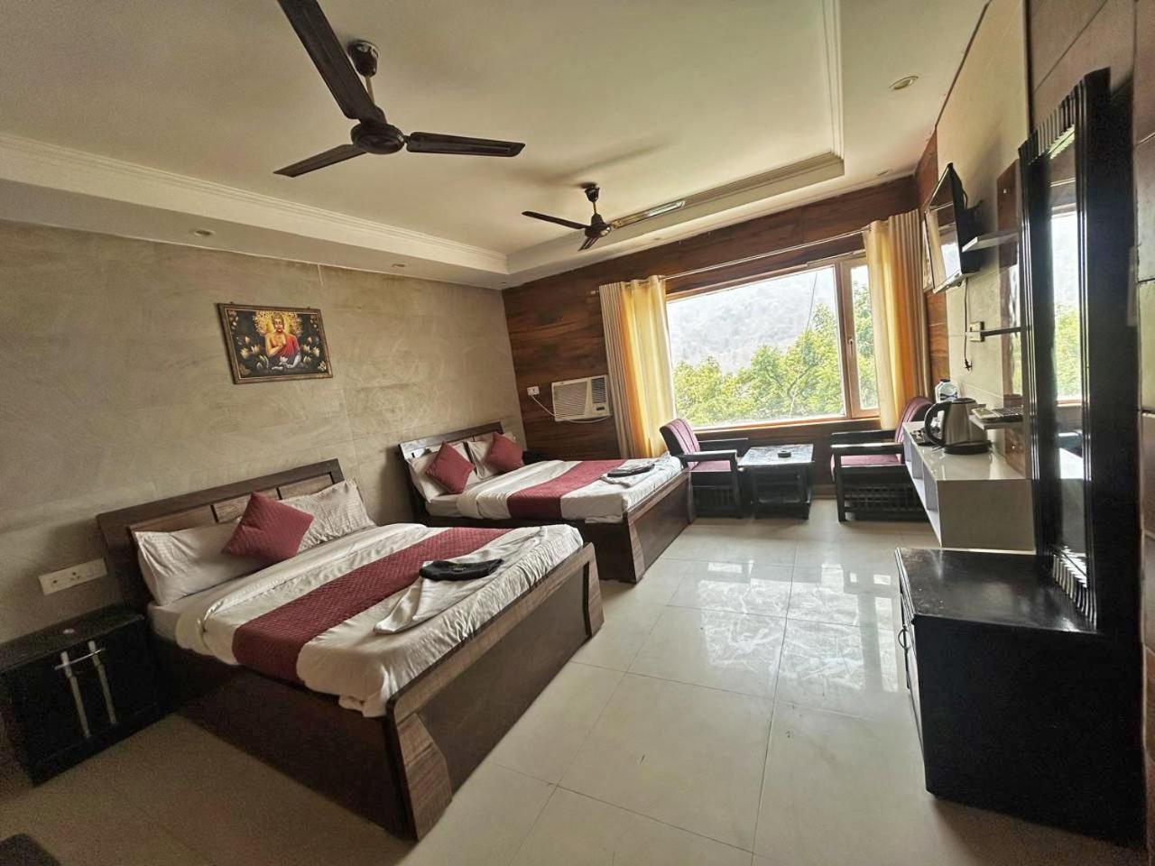 Hotel Dev Ganga Rishīkesh 外观 照片